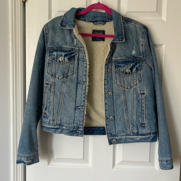 Abercrombie & Fitch Jackets & Blazers - Abercrombie and Fitch denim jacket